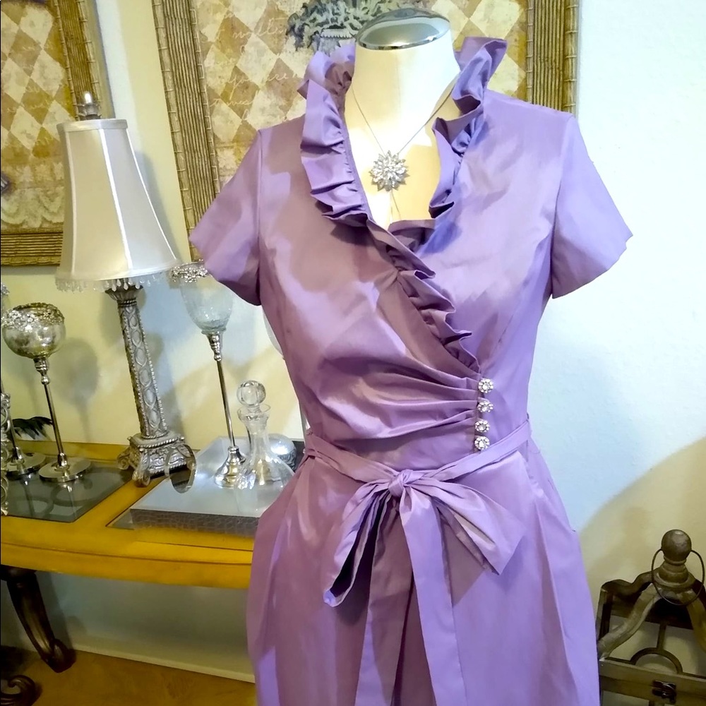 J. Taylor elegant dress